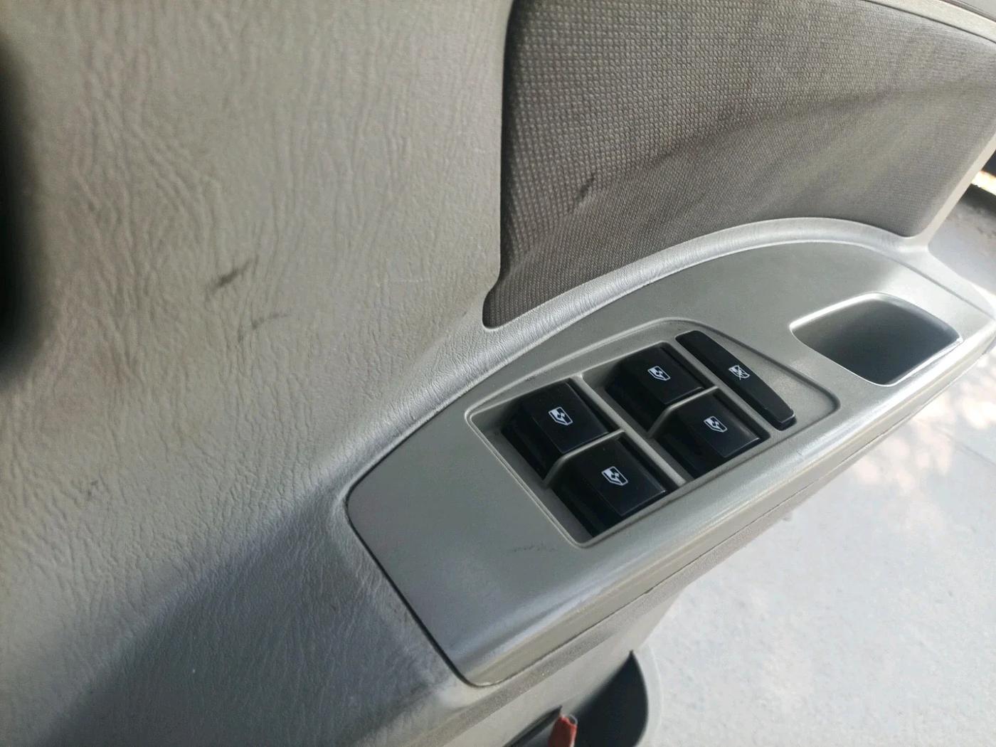 2018 Mahindra Scorpio S7, Diesel, Manual, 1,12,911 km, interior