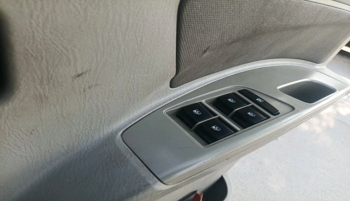 2018 Mahindra Scorpio S7, Diesel, Manual, 1,12,911 km, interior