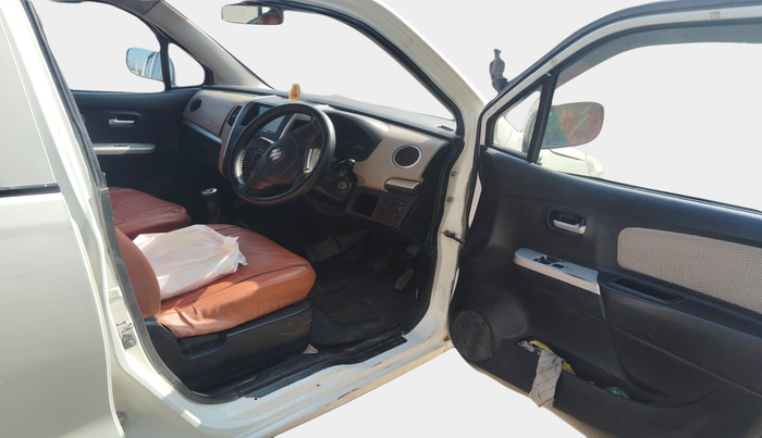 2013 Maruti Wagon R 1.0 LX, Petrol, Manual, 1,15,732 km, interior