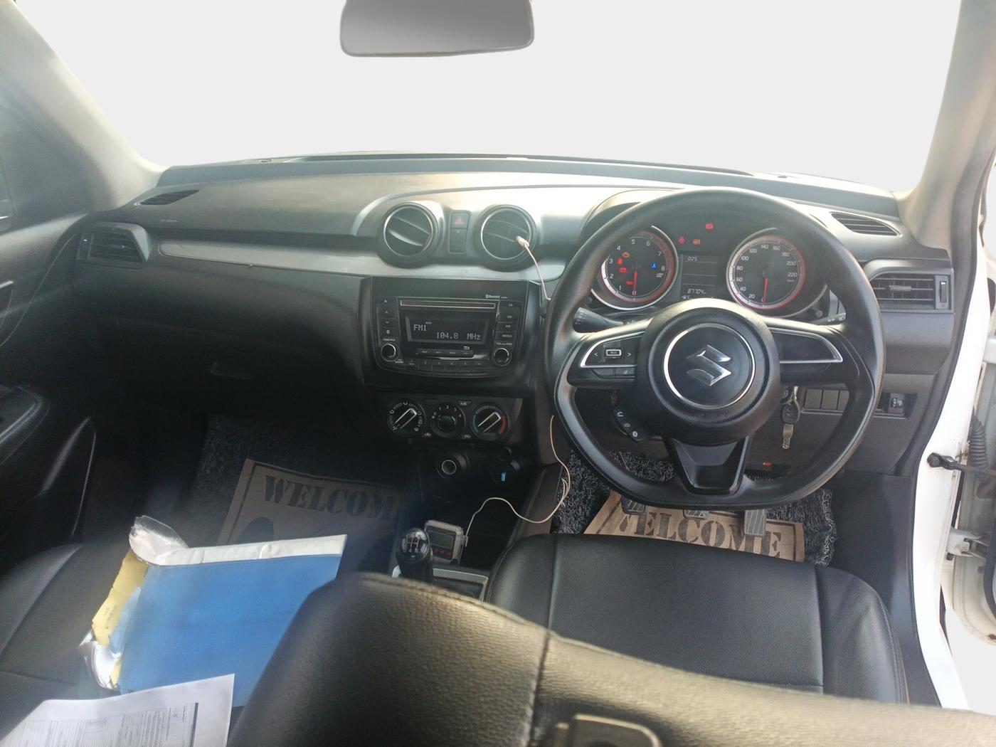 2019 Maruti Swift VXI, Petrol, Manual, 87,707 km, interior