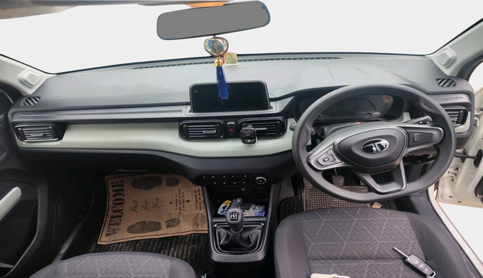 2024 Tata PUNCH ADVENTURE MT CNG , Petrol, Manual, 15,464 km, interior