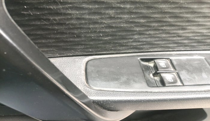 2021 Renault Kiger RXE MT, Petrol, Manual, 1,03,371 km, interior