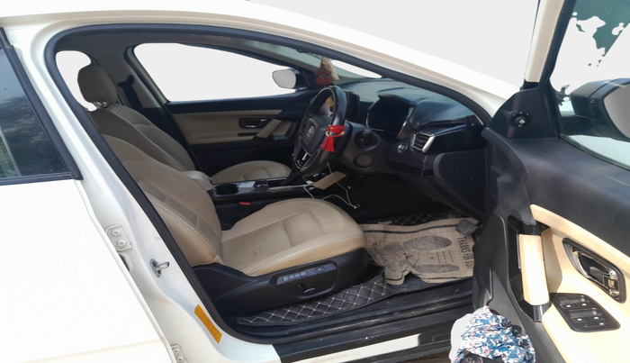 2023 Tata Safari XZA PLUS O 6STR, Diesel, Automatic, 61,257 km, interior