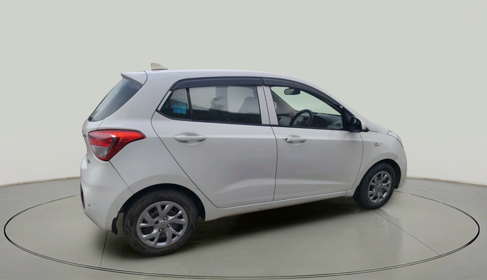2017 Hyundai Grand i10 SPORTZ 1.2 KAPPA VTVT, Petrol, Manual, 1,00,292 km, exterior