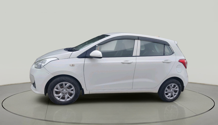 2017 Hyundai Grand i10 SPORTZ 1.2 KAPPA VTVT, Petrol, Manual, 1,00,292 km, exterior