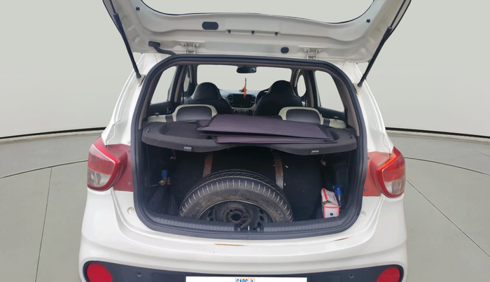 2017 Hyundai Grand i10 SPORTZ 1.2 KAPPA VTVT, Petrol, Manual, 1,00,292 km, exterior