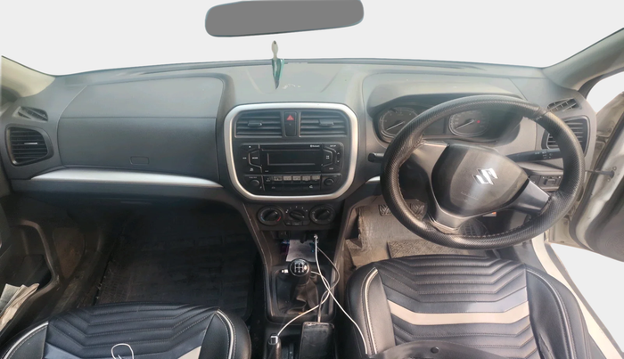 2017 Maruti Vitara Brezza VDI, Diesel, Manual, 78,494 km, interior