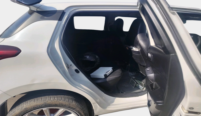 2021 Maruti Swift LXI, Petrol, Manual, 46,680 km, interior