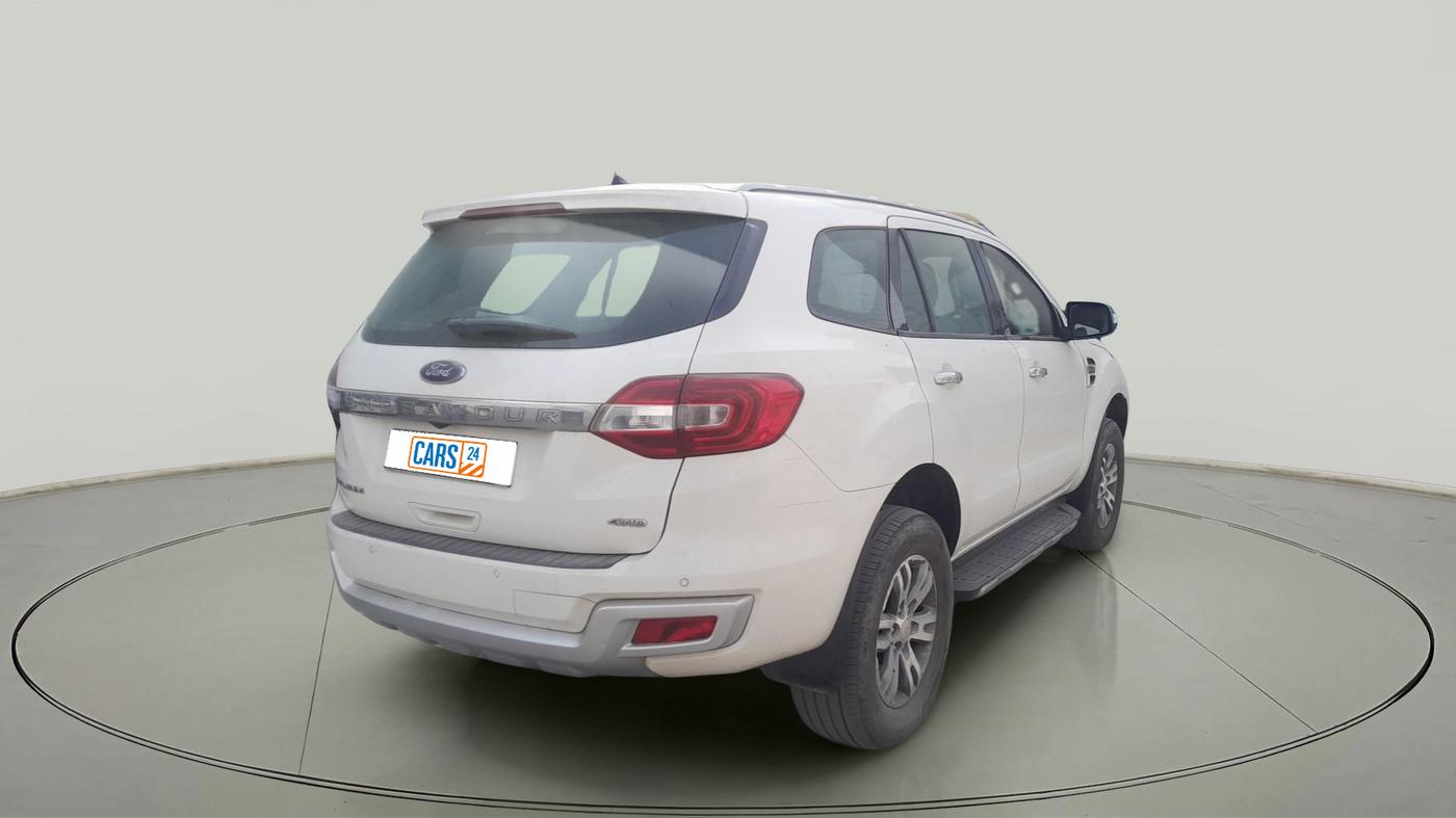 2016 Ford Endeavour TITANIUM 3.2 4X4 AT, Diesel, Automatic, 1,73,239 km, exterior
