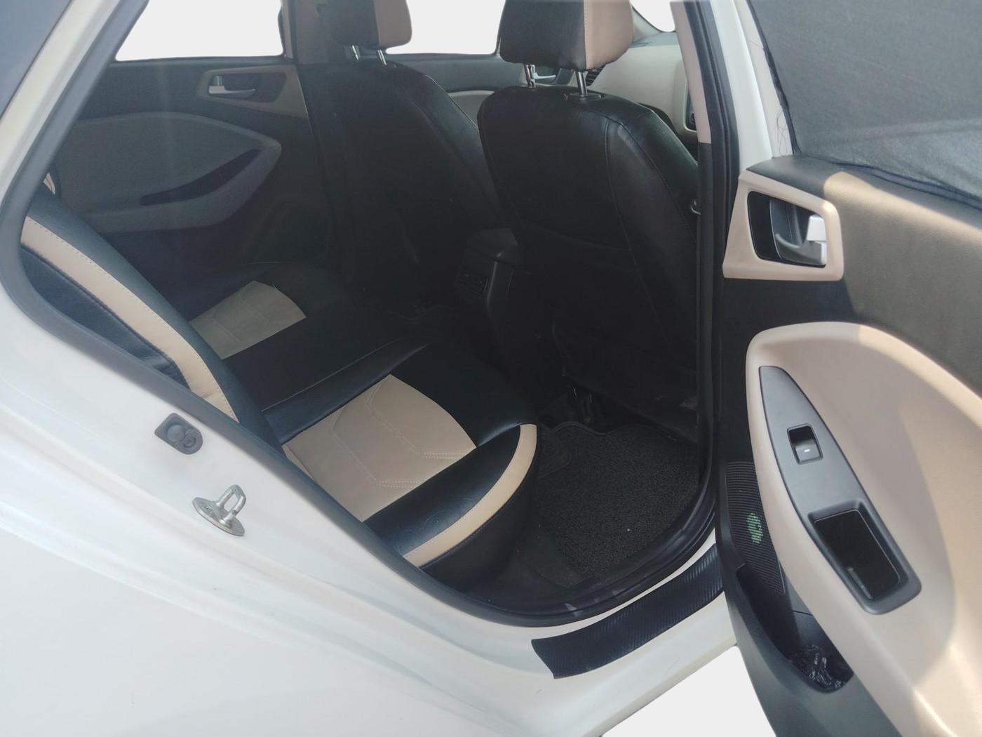 2019 Hyundai Elite i20 MAGNA PLUS 1.2, Petrol, Manual, 25,001 km, interior