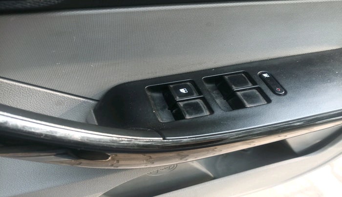 2018 Tata Tiago XT PETROL, Petrol, Manual, 67,682 km, interior