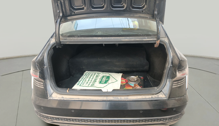 2023 Hyundai Verna  SX 1.5 MPI IVT, Petrol, Automatic, 42,448 km, exterior