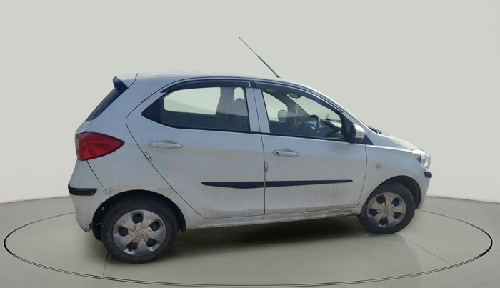 2018 Tata Tiago XT PETROL, Petrol, Manual, 1,06,704 km, exterior