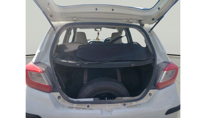 2018 Tata Tiago XT PETROL, Petrol, Manual, 1,06,704 km, exterior