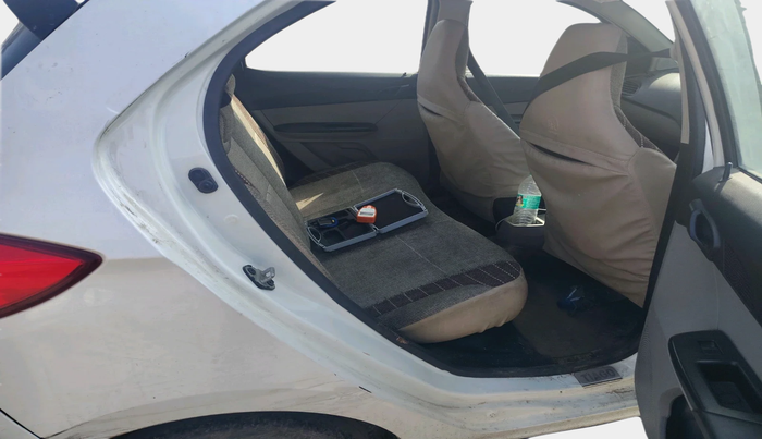 2018 Tata Tiago XT PETROL, Petrol, Manual, 1,06,704 km, interior