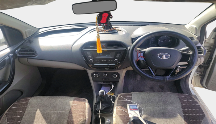 2018 Tata Tiago XT PETROL, Petrol, Manual, 1,06,704 km, interior