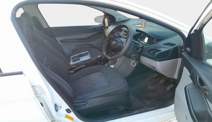 2021 Tata Tiago XE PETROL, Petrol, Manual, 29,556 km, interior