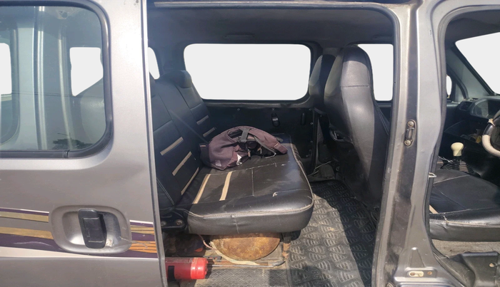 2018 Maruti Eeco 5 STR WITH A/C+HTR CNG, Petrol, Manual, 1,40,512 km, interior