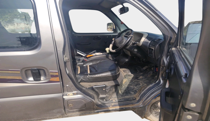 2018 Maruti Eeco 5 STR WITH A/C+HTR CNG, Petrol, Manual, 1,40,512 km, interior