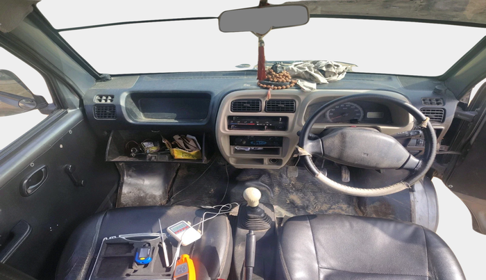 2018 Maruti Eeco 5 STR WITH A/C+HTR CNG, Petrol, Manual, 1,40,512 km, interior