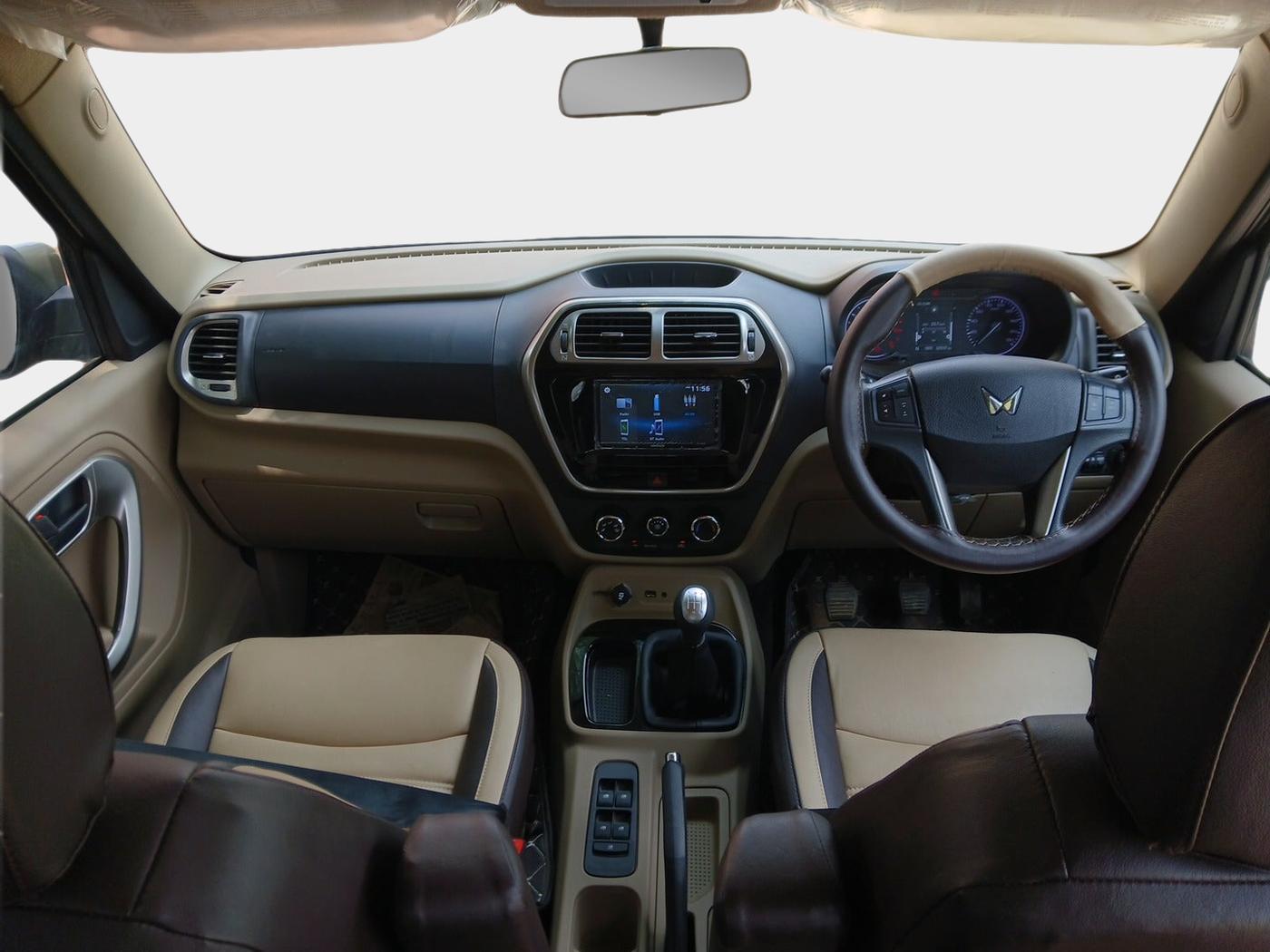2023 Mahindra BOLERO NEO N10 R, Diesel, Manual, 10,600 km, interior