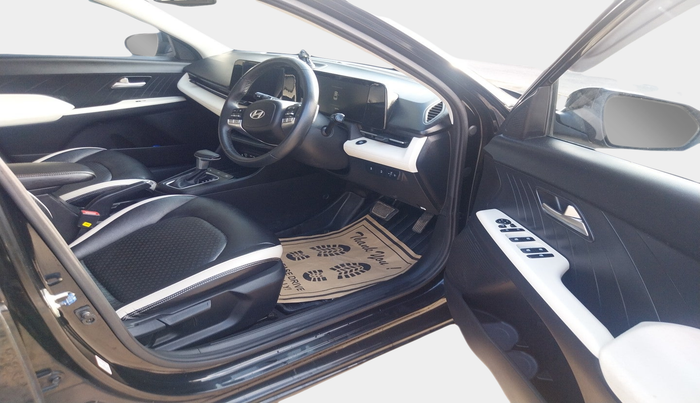 2024 Hyundai Verna  SX 1.5 MPI IVT, Petrol, Automatic, 31,002 km, interior