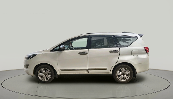 2017 Toyota Innova Crysta 2.8 ZX AT 7 STR, Diesel, Automatic, 1,77,898 km, exterior