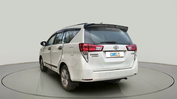 2017 Toyota Innova Crysta 2.8 ZX AT 7 STR, Diesel, Automatic, 1,77,898 km, exterior