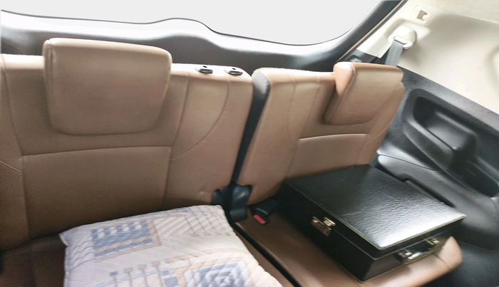 2017 Toyota Innova Crysta 2.8 ZX AT 7 STR, Diesel, Automatic, 1,77,898 km, interior