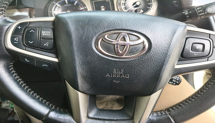 2017 Toyota Innova Crysta 2.8 ZX AT 7 STR, Diesel, Automatic, 1,77,898 km, interior