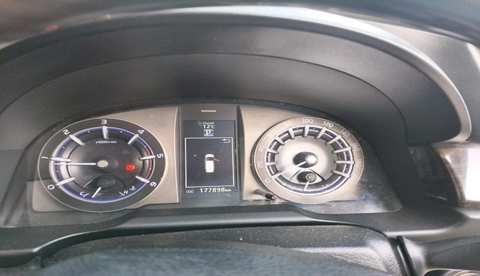 2017 Toyota Innova Crysta 2.8 ZX AT 7 STR, Diesel, Automatic, 1,77,898 km, interior