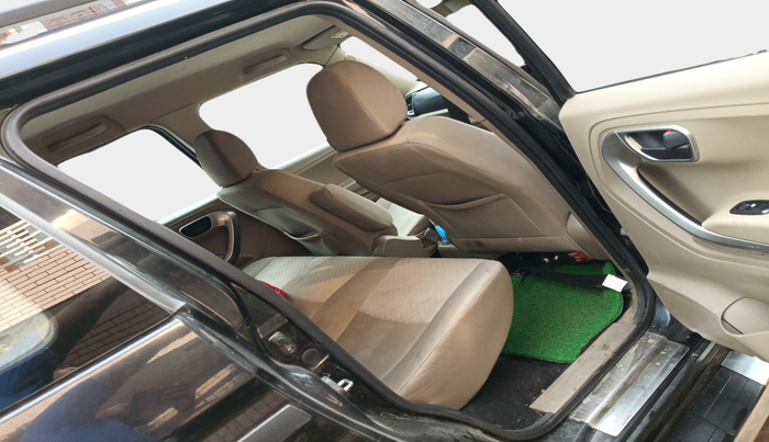 2023 Mahindra BOLERO NEO N10 R, Diesel, Manual, 34,422 km, interior