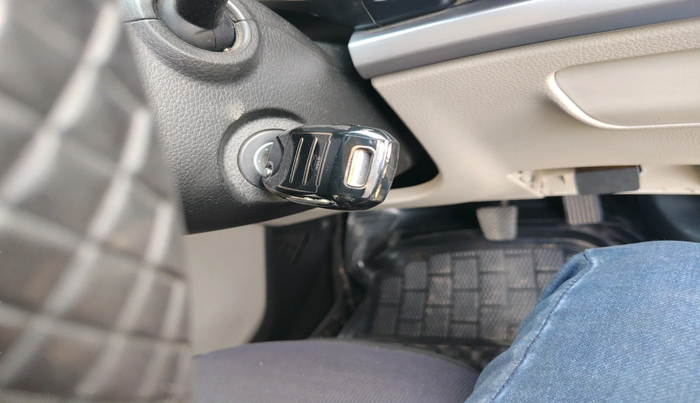 2023 KIA CARENS PRESTIGE 1.5 DIESEL IMT 7 STR, Diesel, Manual, 23,886 km, interior