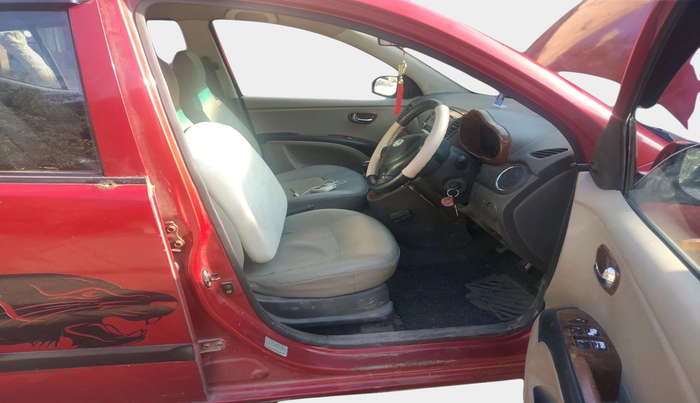 2011 Hyundai i10 MAGNA 1.1, Petrol, Manual, 69,426 km, interior