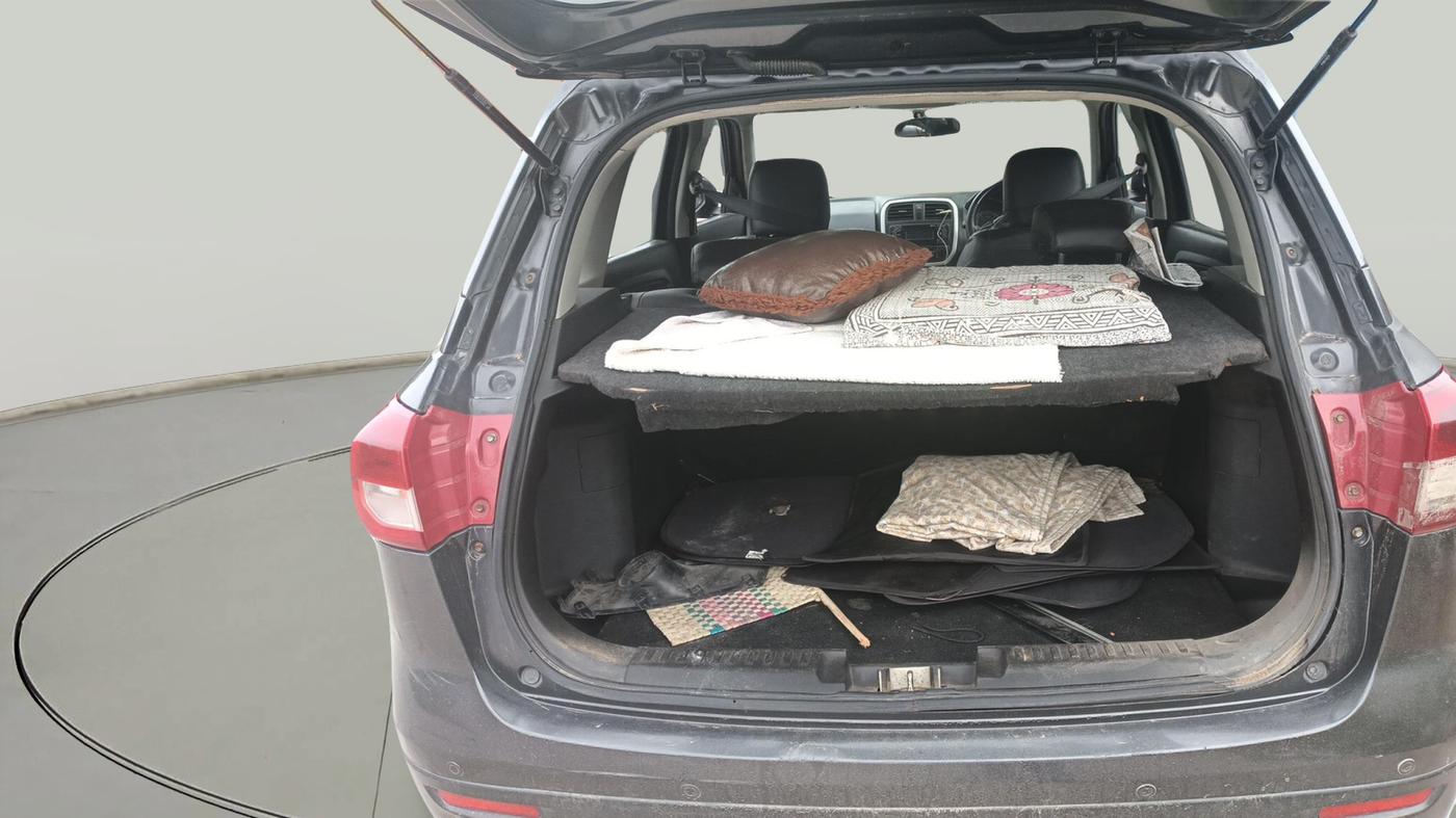 2019 Maruti Vitara Brezza VDI, Diesel, Manual, 1,49,000 km, exterior