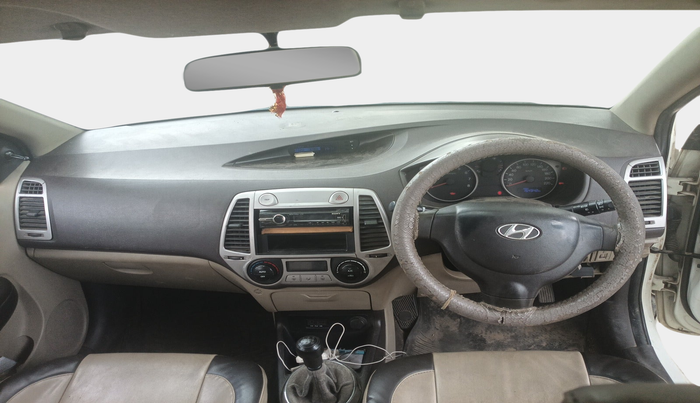 2010 Hyundai i20 MAGNA 1.2, Petrol, Manual, 1,54,342 km, interior