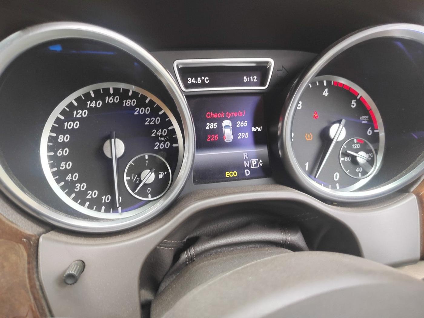2015 Mercedes Benz Ml Class 250 CDI, Diesel, Automatic, 1,89,896 km, interior