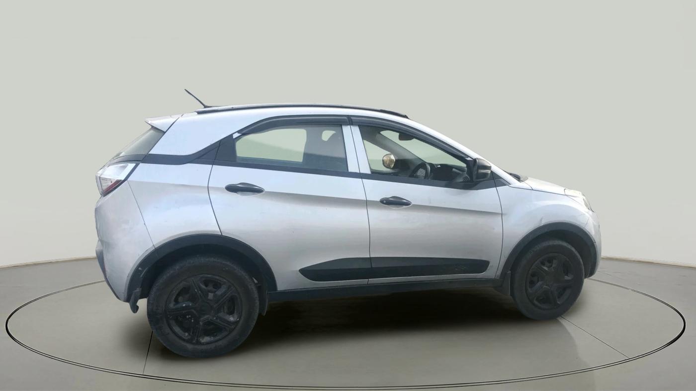 2018 Tata NEXON XM DIESEL, Diesel, Manual, 94,603 km, exterior