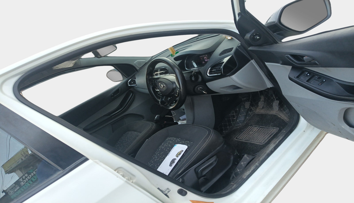 2023 Tata Tiago XT CNG, Petrol, Manual, 78,046 km, interior