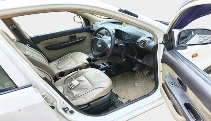 2011 Hyundai Santro Xing GLS, Petrol, Manual, 1,14,603 km, interior