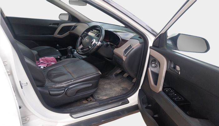 2015 Hyundai Creta SX (O) 1.6 DIESEL, Diesel, Manual, 1,57,104 km, interior