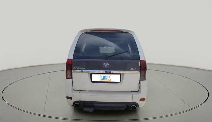 2017 Tata Safari Storme 2.2 EX 4X2, Diesel, Manual, 1,99,929 km, exterior