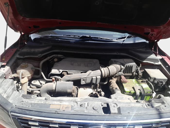 2019 Mahindra XUV300 W8 (O) 1.2 PETROL, Petrol, Manual, 64,072 km, exterior