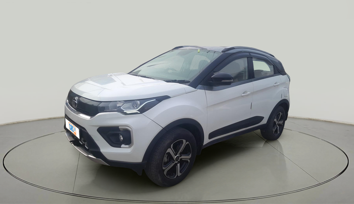 2021 Tata NEXON XZA PLUS (O) PETROL, Petrol, Automatic, 13,785 km, exterior