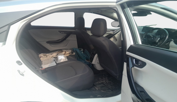 2021 Tata NEXON XZA PLUS (O) PETROL, Petrol, Automatic, 13,785 km, interior