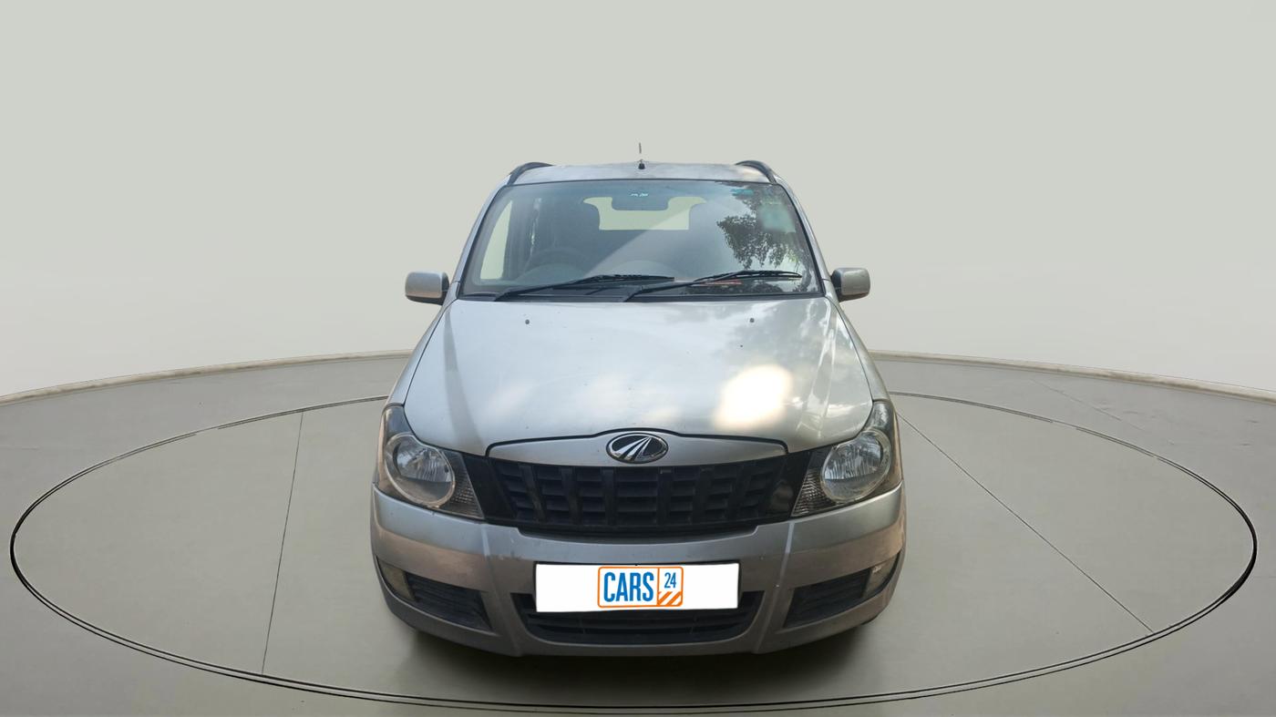 2013 Mahindra Quanto C6, Diesel, Manual, 99,095 km, exterior