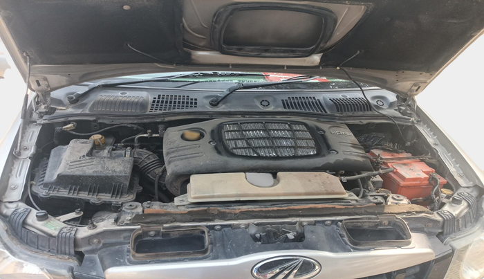 2013 Mahindra Quanto C6, Diesel, Manual, 99,095 km, exterior