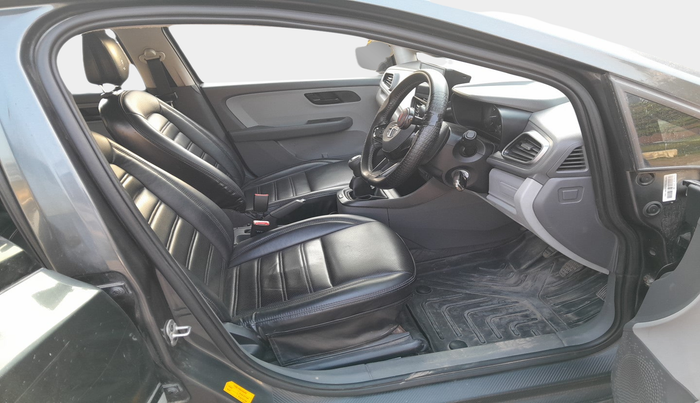 2020 Tata ALTROZ XE PETROL, Petrol, Manual, 52,519 km, interior