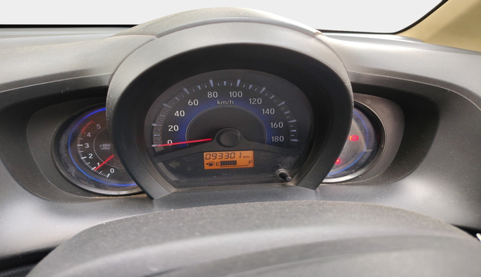 2014 Honda Mobilio 1.5L I-DTEC S, Diesel, Manual, 93,301 km, interior