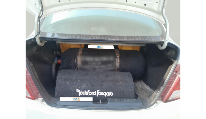 2017 Maruti Dzire LXI, Petrol, Manual, 1,62,549 km, exterior